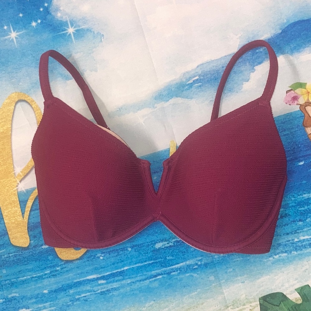 Shade & Shore Burgandy Bikini Top    Size 34DD